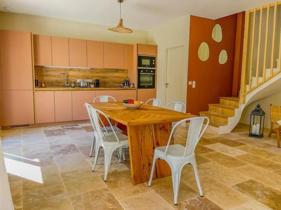 Villa Lisette, Un Meuble De Tourisme 3 Etoiles Au Coeur De Goult
