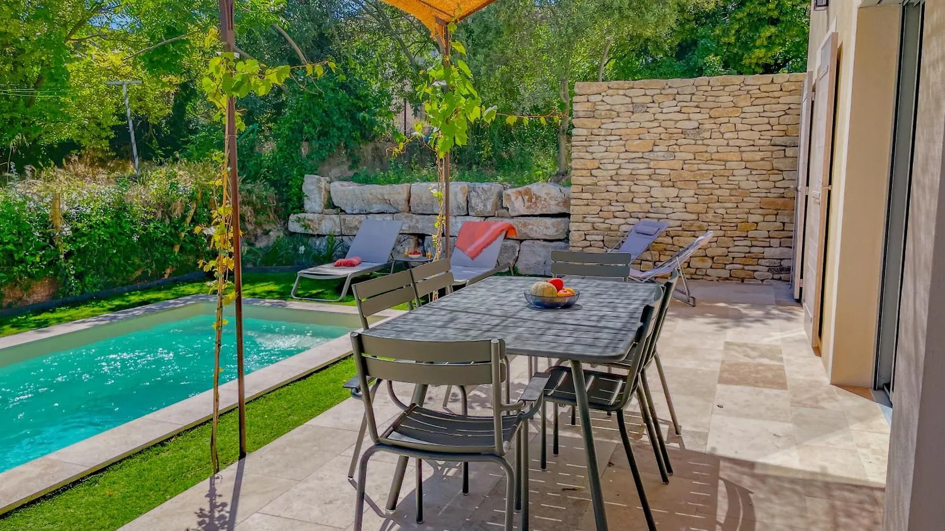 Villa Lisette, Un Meuble De Tourisme 3 Etoiles Au Coeur De Goult